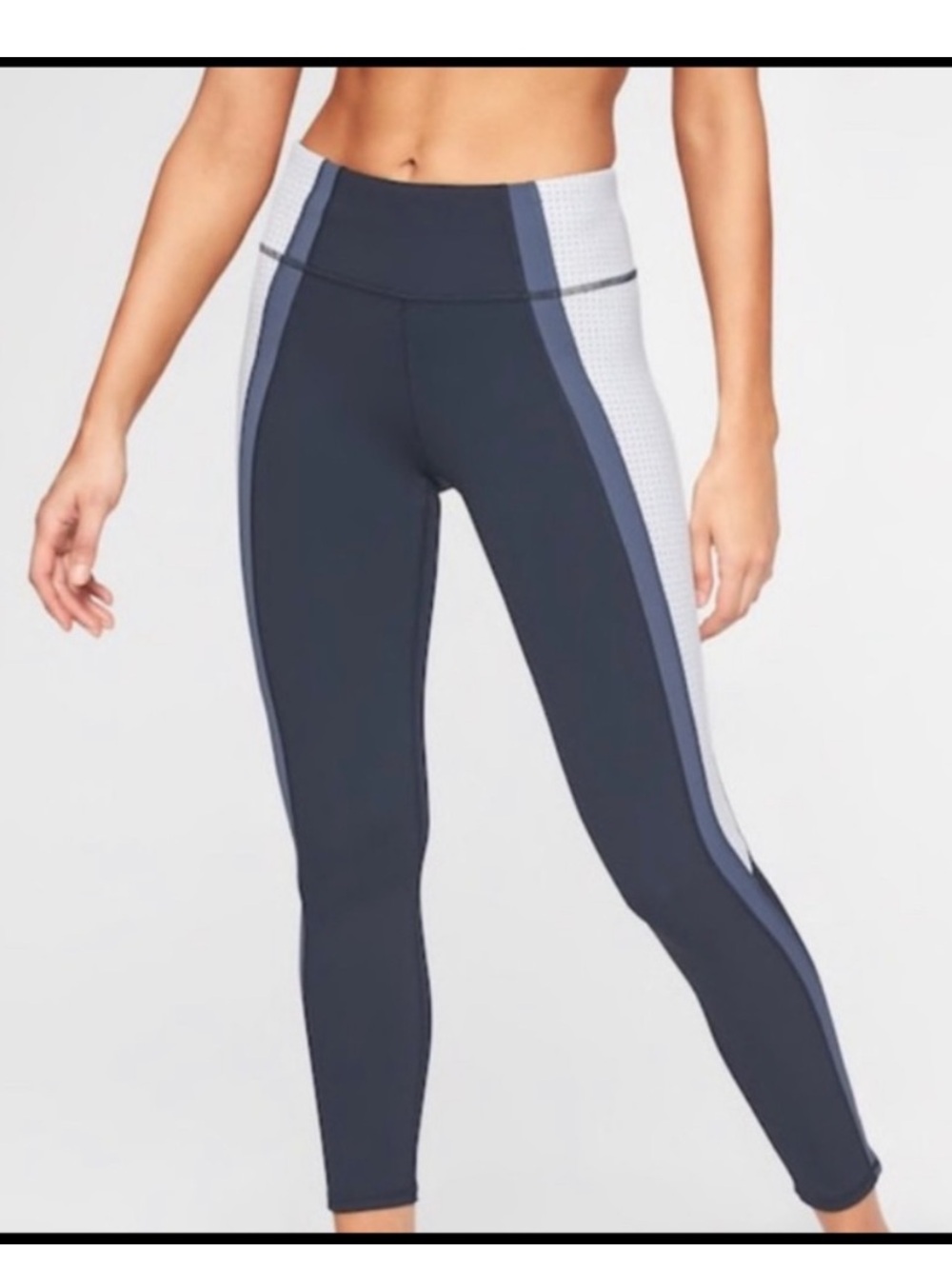 Athleta 7/8 Contender Tights
Dual Tone Laser Cut detailing